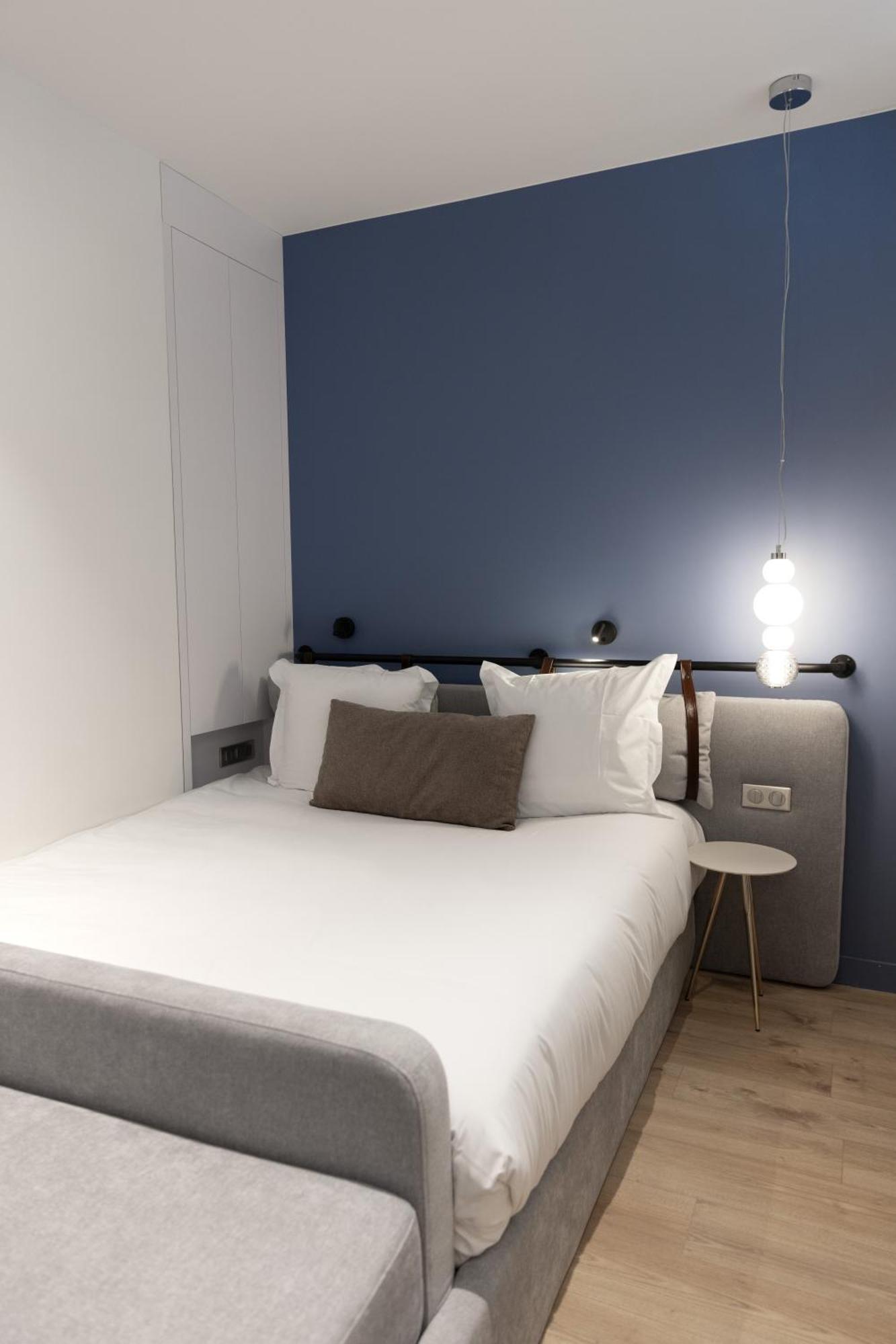 Hotel Leev Victoire & 4*