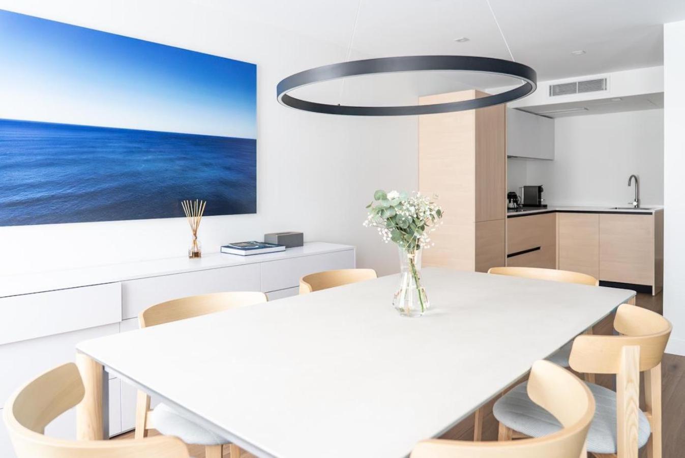 Hotel Leev Victoire & 4*