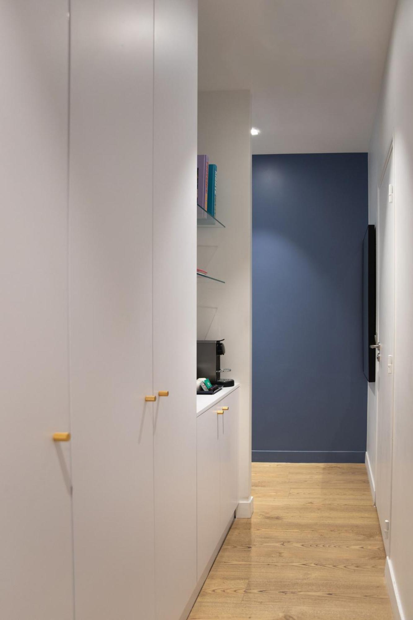 Hotel Leev Victoire & 4*